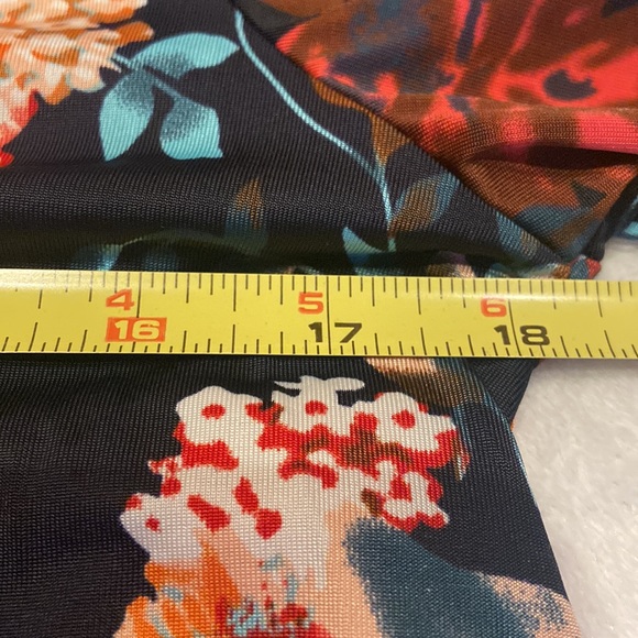 INSEPARABLE Floral Shirt Bell Sleeves Size M - Picture 6 of 12